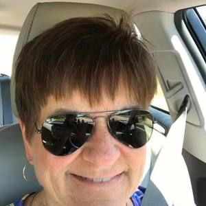 Meet your Posher, Sharon